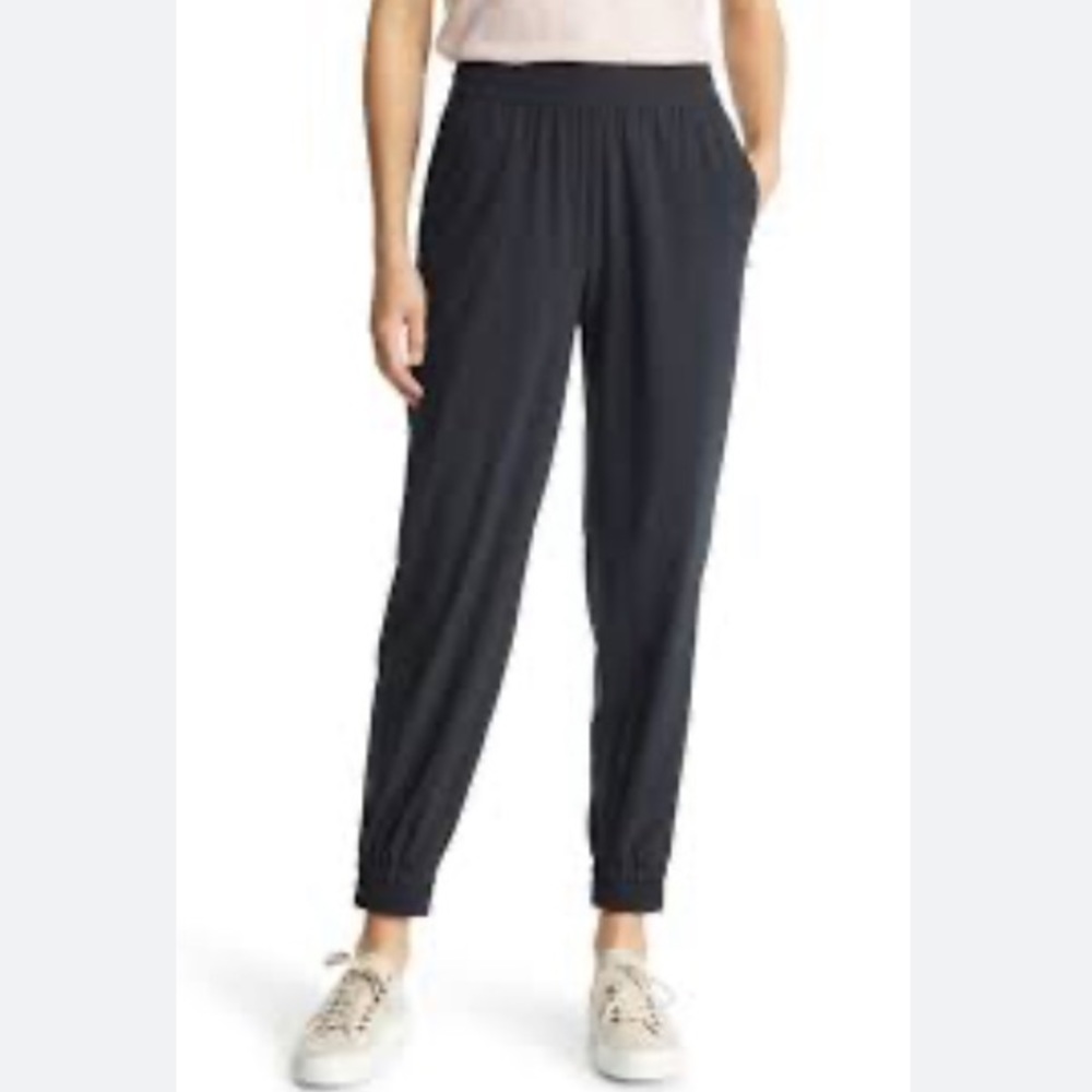 CYNTHIA ROWLEY CHIFFON GRAY JOGGER PANTS WIH POCKETS